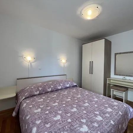 Diana 아파트 마카르스카